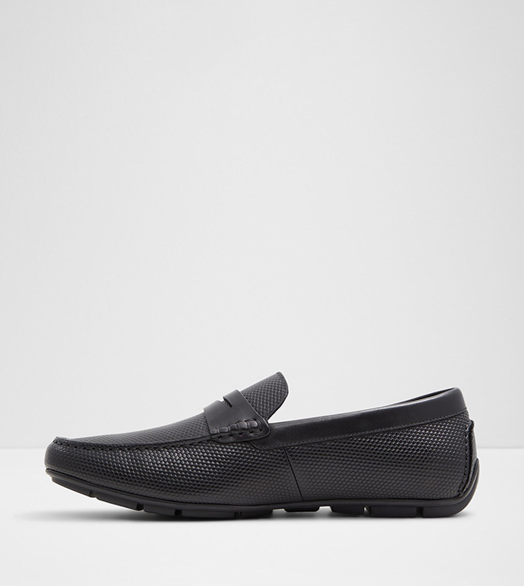 DISCOURSE-IN Square Toe Moccasins