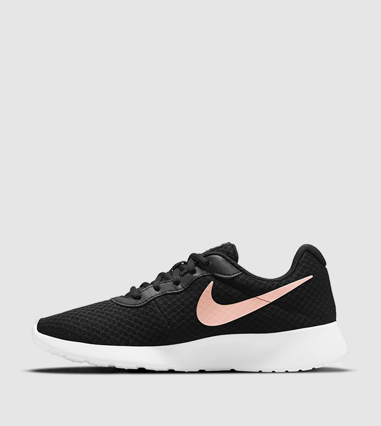 Wmns Nike Tanjun M2Z2 Low Top Sneakers