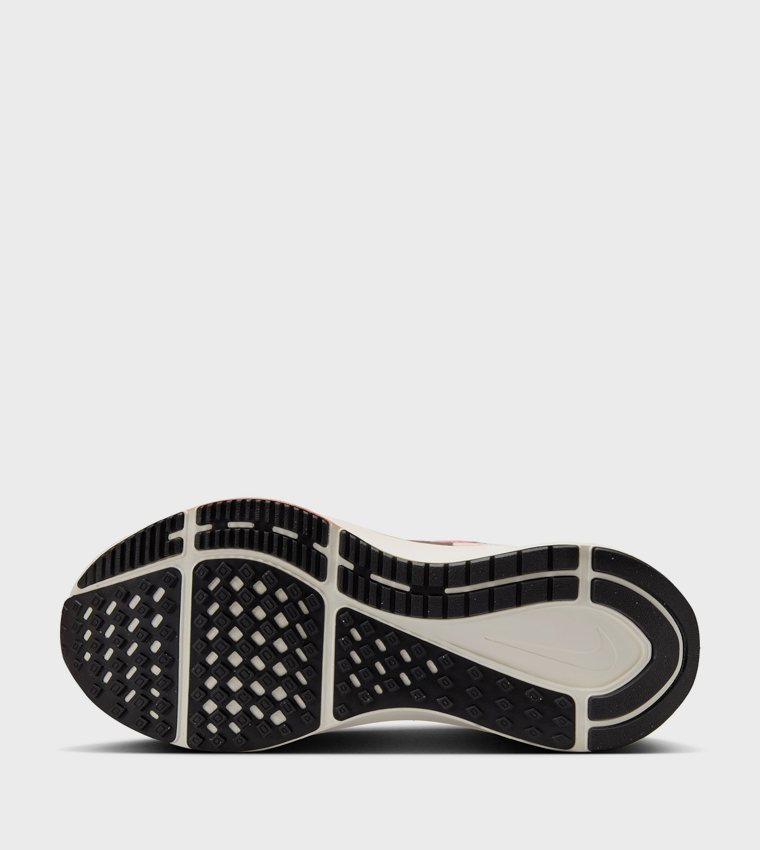 AIR ZOOM STRUCTURE 25 Runner Sneakers