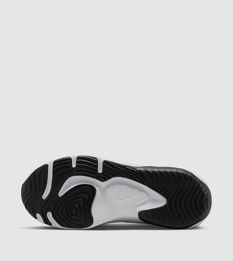 LEGEND ESSENTIAL 3 NN Textured Sneakers