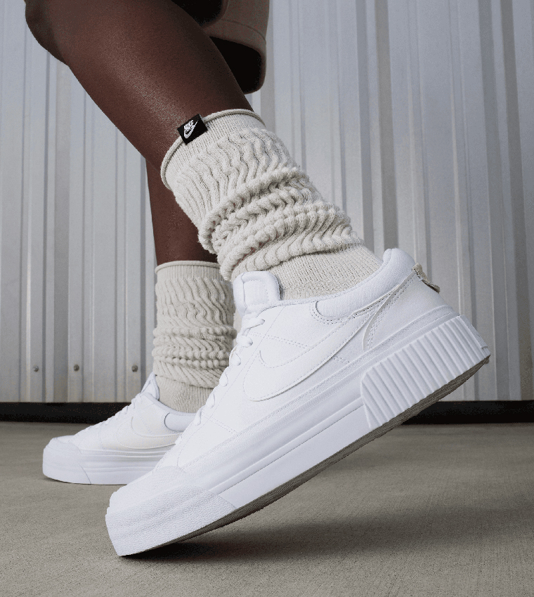 COURT LEGACY LIFT Low Top Sneakers