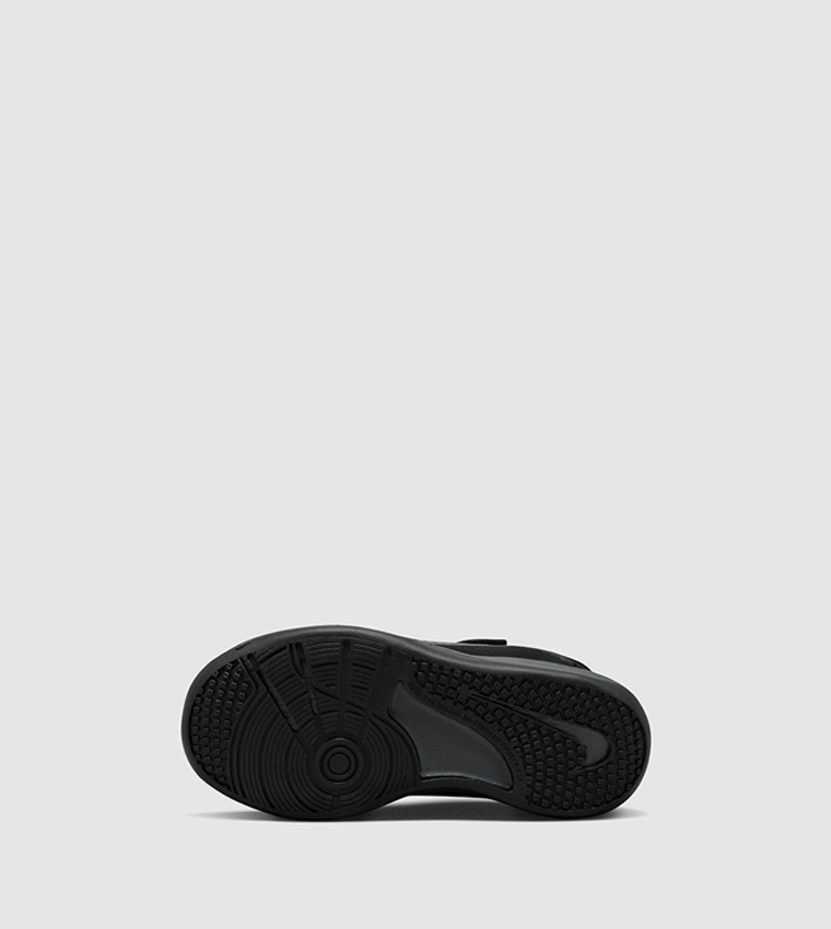 Omni Multi-Court Running Shoes