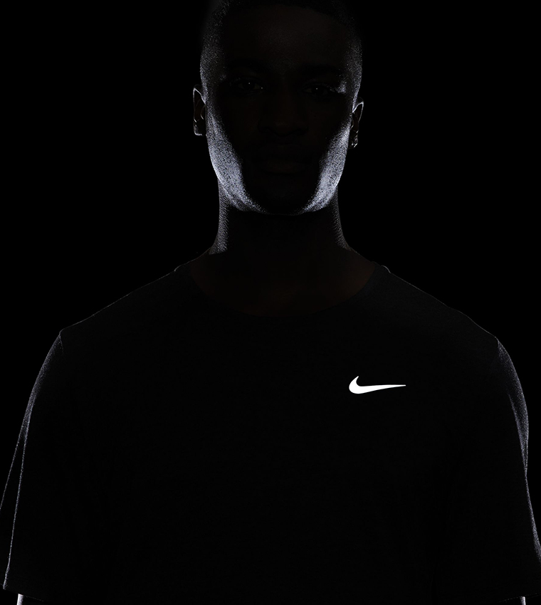Buy Nike Dri FIT Running T Shirt In Black | 6thStreet Saudi Arabia