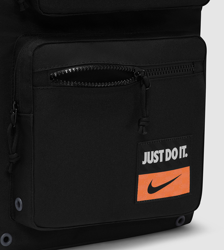 NIKE リュック ブラックユーティリティ　バックパック426 Amazon.co.jp: ナイキ ユーティリティ スピード トレーニング バック