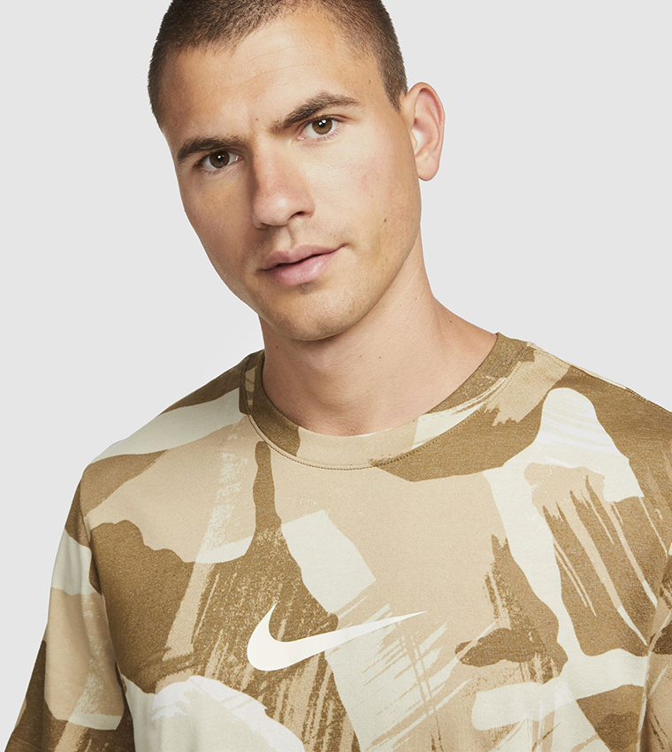 Nike desert hotsell camo shirt