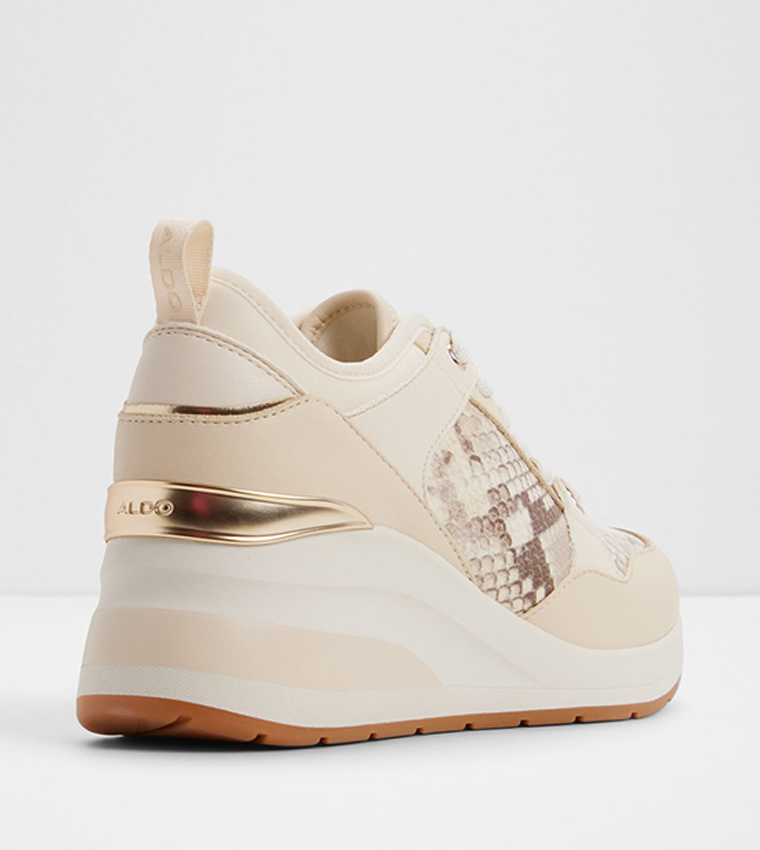 سنيكرز بطبعة ورقبة متوسطة 