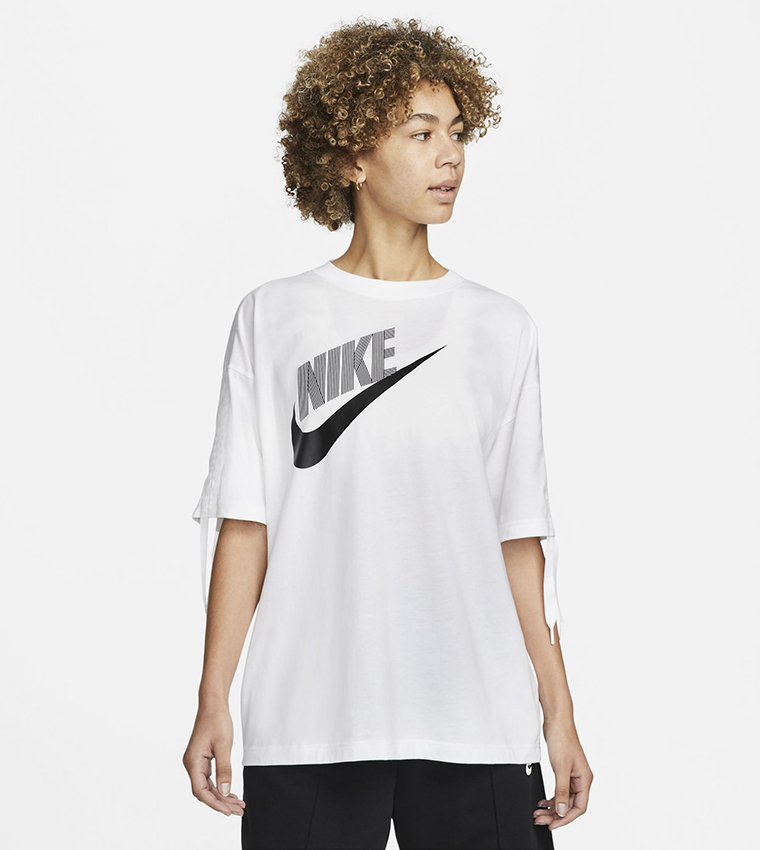 Tee shirt store nike basic