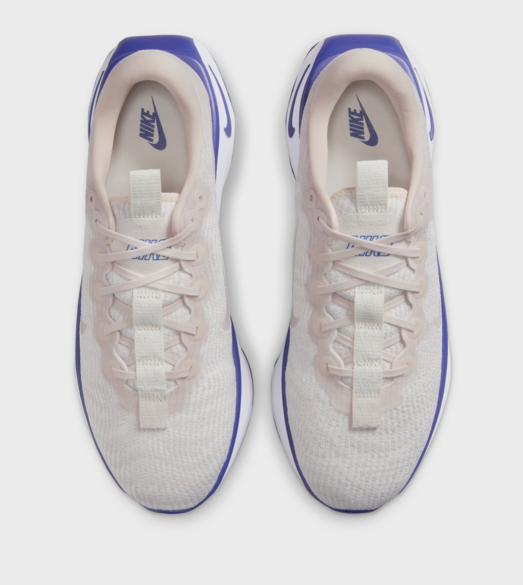 MOTIVA Lace-Up Walking Shoes