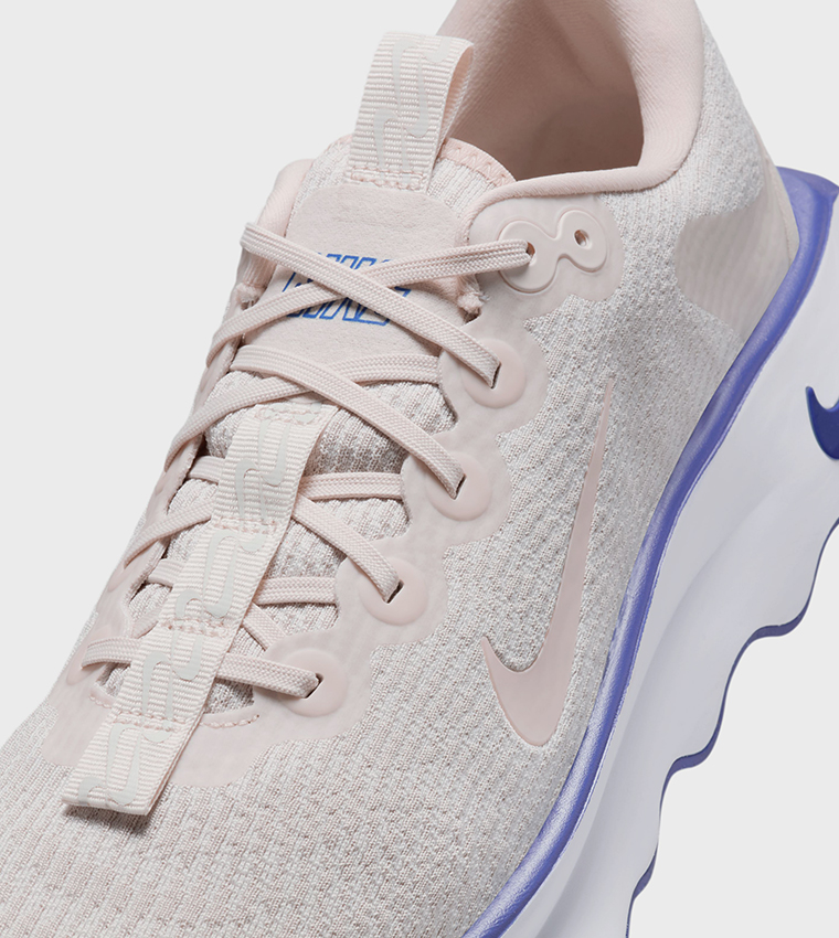 MOTIVA Lace-Up Walking Shoes