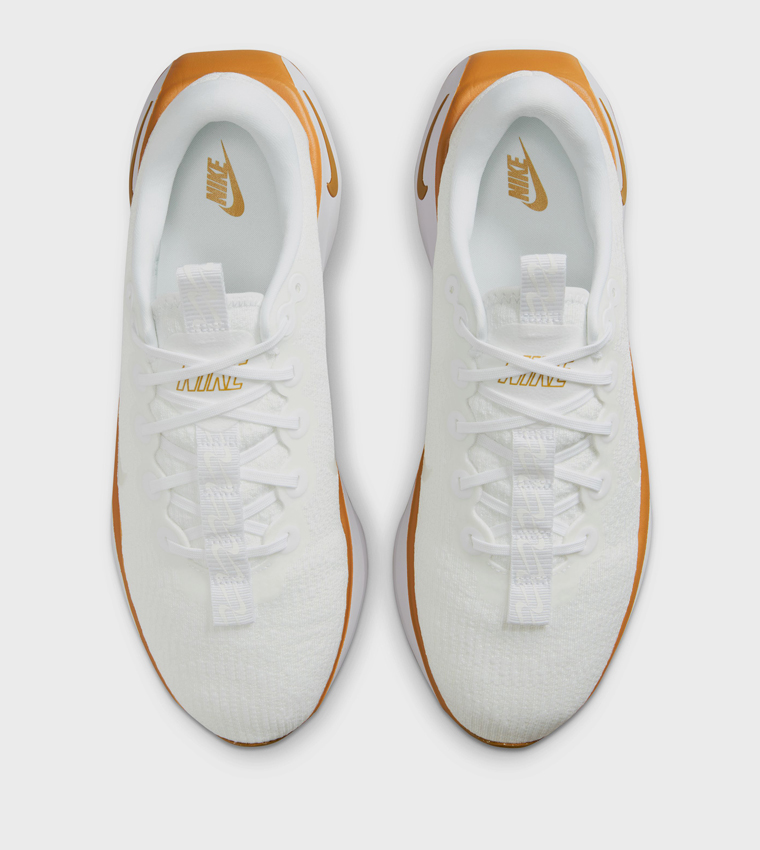 MOTIVA Lace-Up Walking Shoes