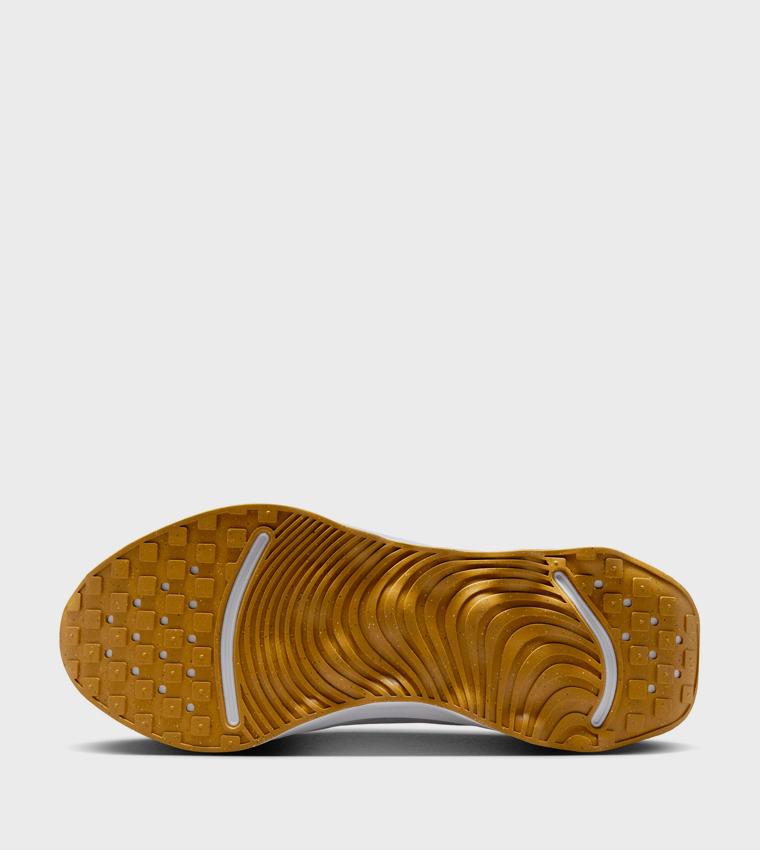 MOTIVA Lace-Up Walking Shoes