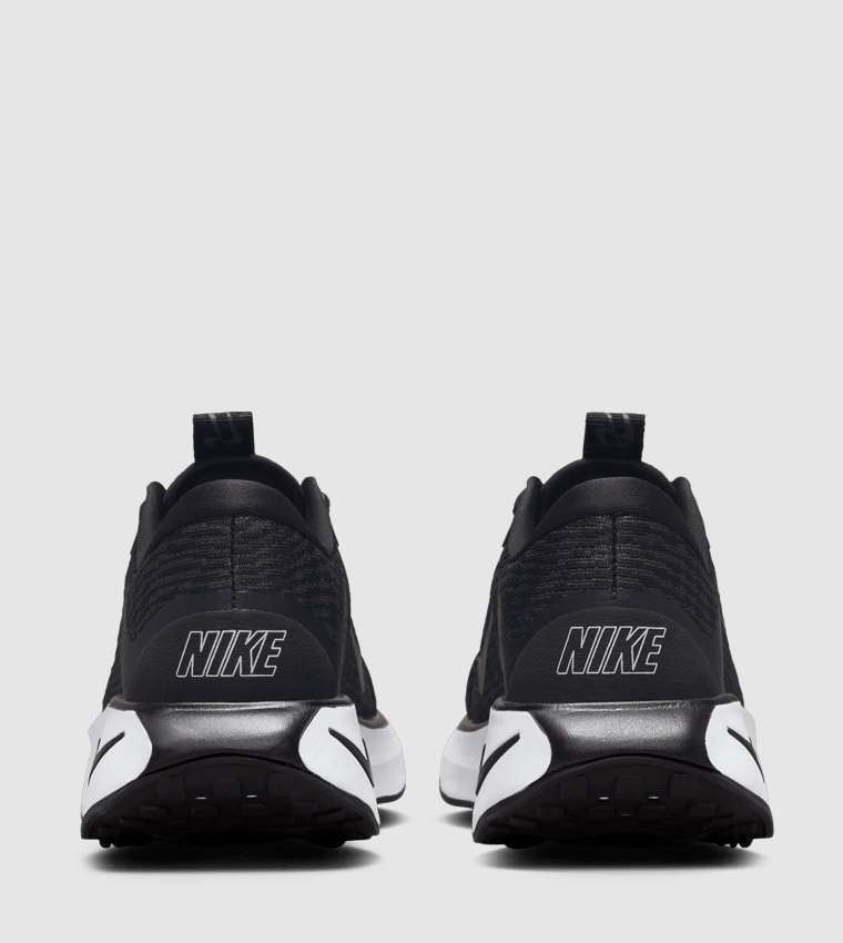 ESCAPE MOMENTUM Training Shoes