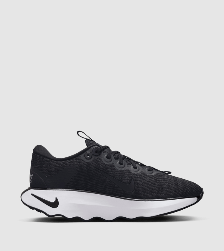 ESCAPE MOMENTUM Training Shoes