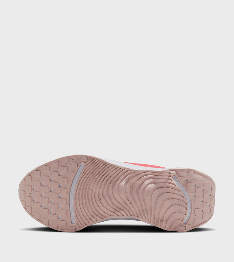 MOTIVA Lace-Up Walking Shoes