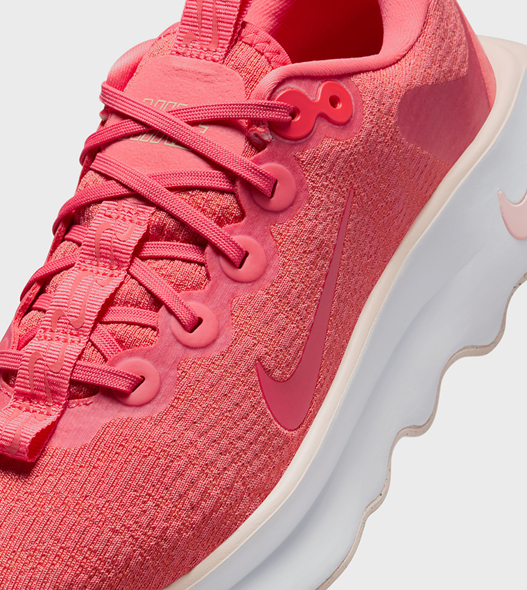 MOTIVA Lace-Up Walking Shoes
