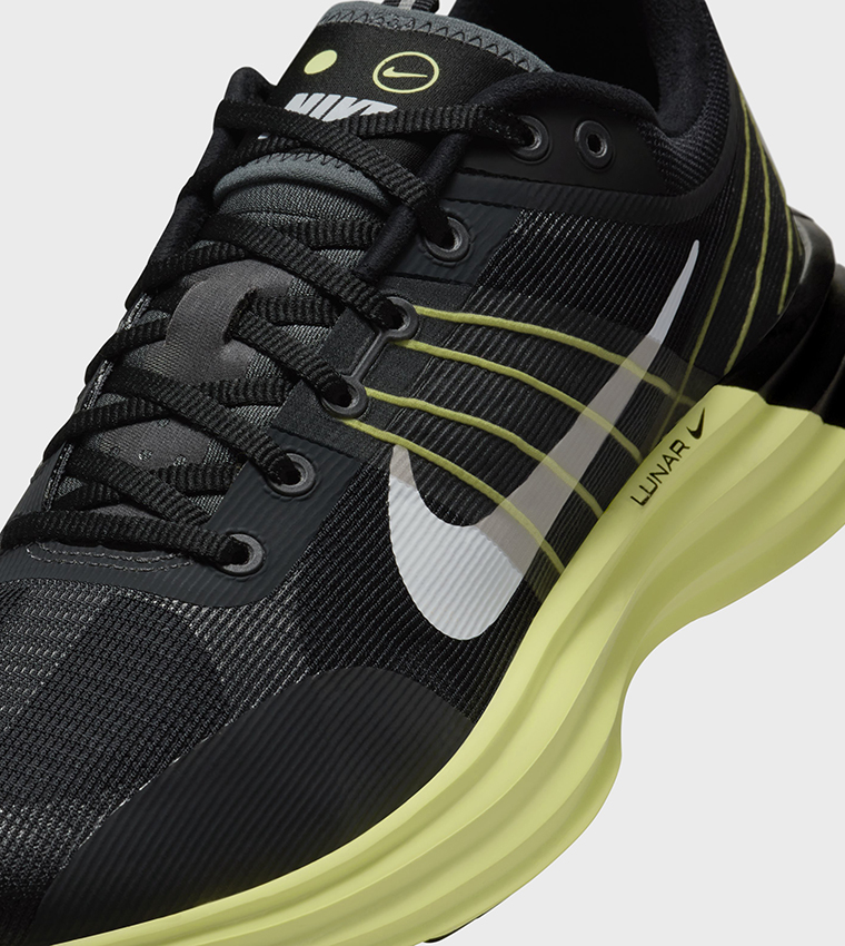 LUNAR ROAM Lace-Up Sneakers
