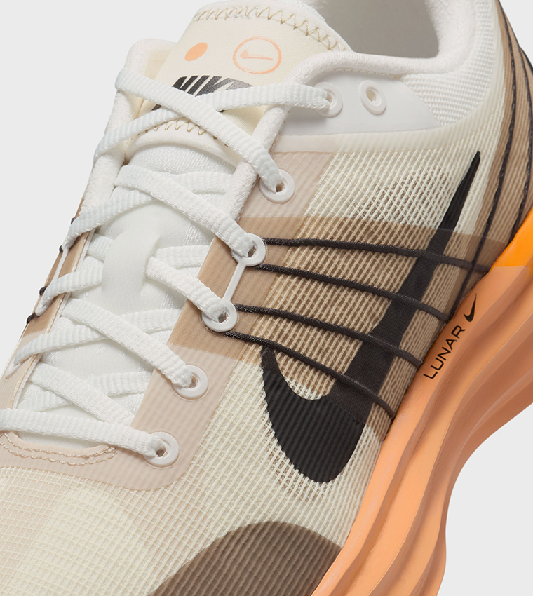 LUNAR ROAM Lace-Up Sneakers