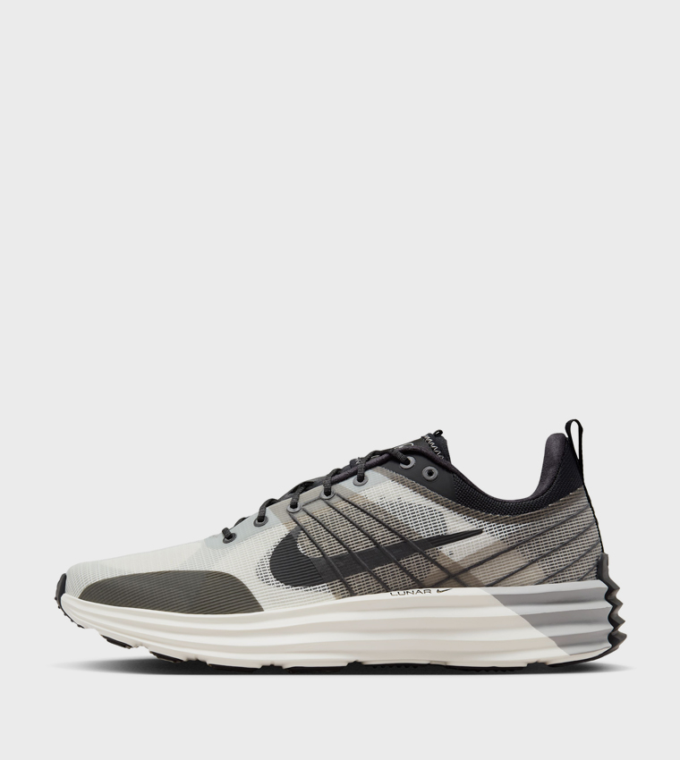 LUNAR ROAM Lace-Up Sneakers