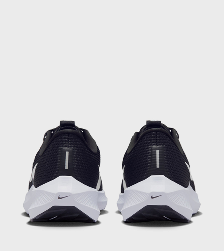 AIR ZOOM PEGASUS 40 Running Shoes