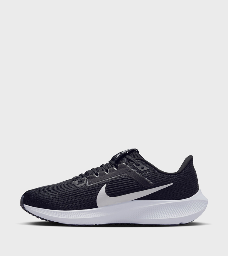 AIR ZOOM PEGASUS 40 Running Shoes
