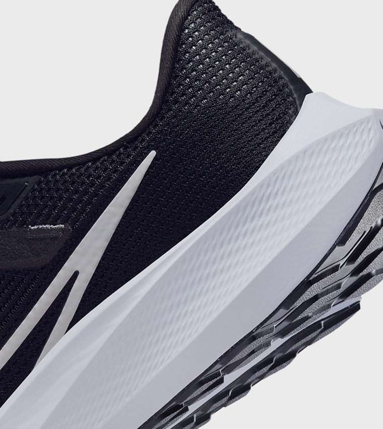 AIR ZOOM PEGASUS 40 Running Shoes