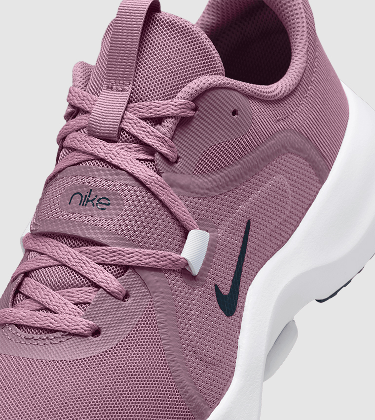 IN-SEASON 13 Training Shoes