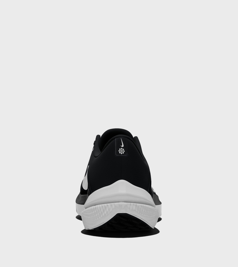 AIR WINFLO 10 Runner Sneakers