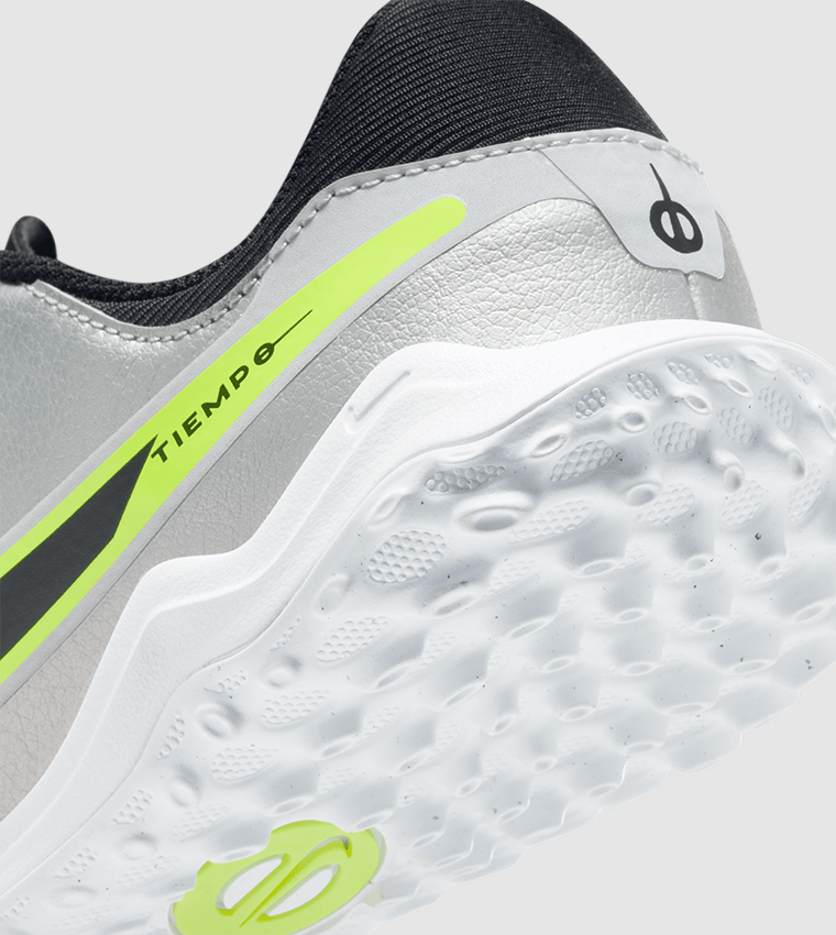 LEGEND 10 ACADEMY TF Football Shoes
