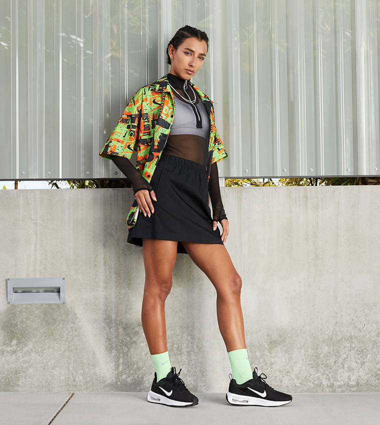 AIR MAX INTRLK LITE Logo Printed Sneakers