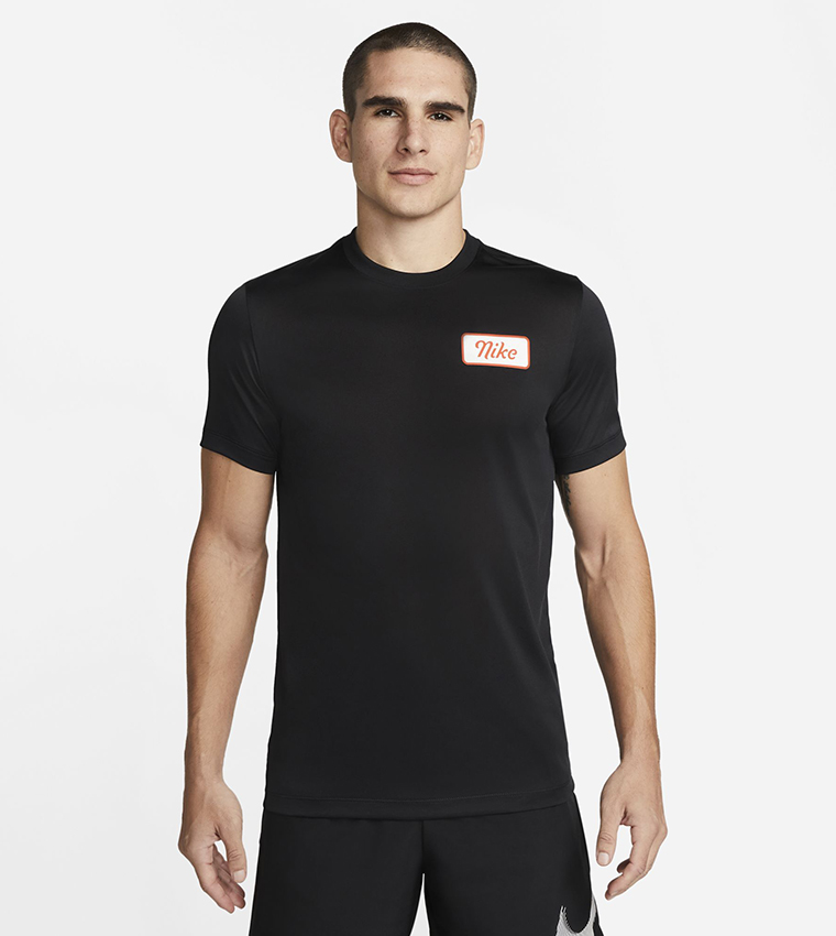 nike t shirts near me