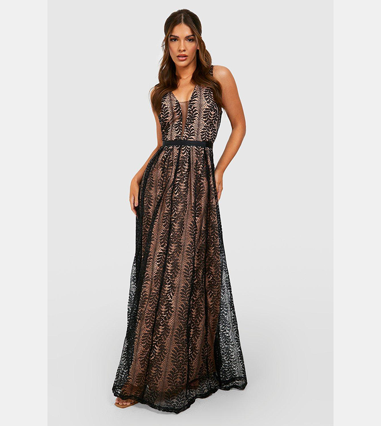 Buy Boohoo Boutique Lace Plunge Maxi Bridesmaid Dress In Black 6thStreet Bahrain