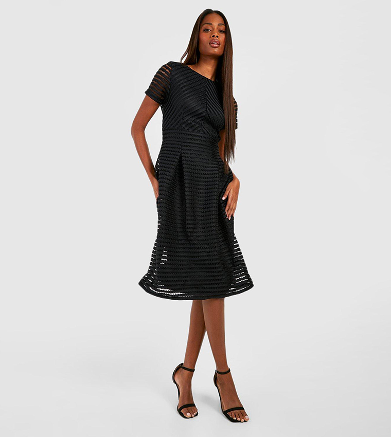 Buy Boohoo Boutique Full Skirted Prom Midi Dress In Black | 6thStreet Qatar