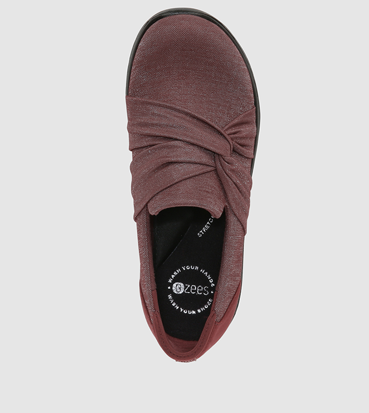 GLIMMER Twist Detailed Slip-On Shoes