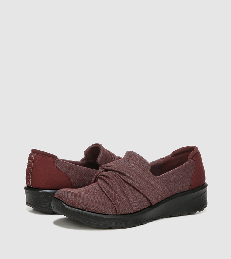 GLIMMER Twist Detailed Slip-On Shoes