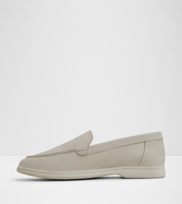 EDILICAN-IN Solid Round Toe Loafers