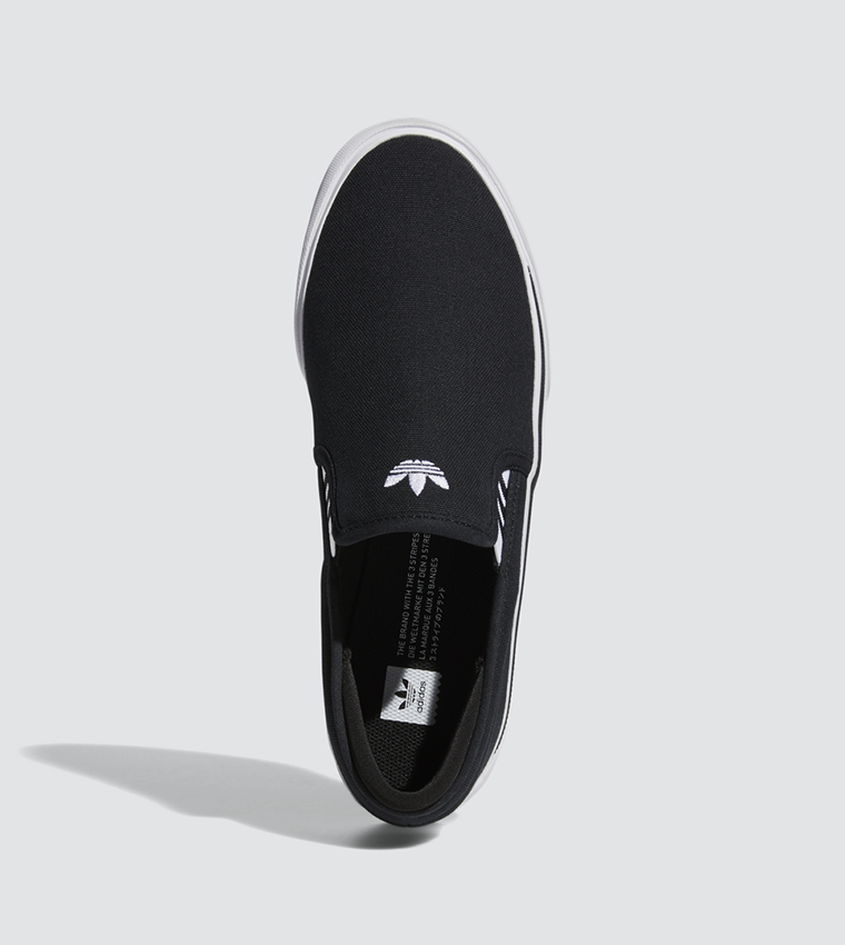 Sabalo slip on sale