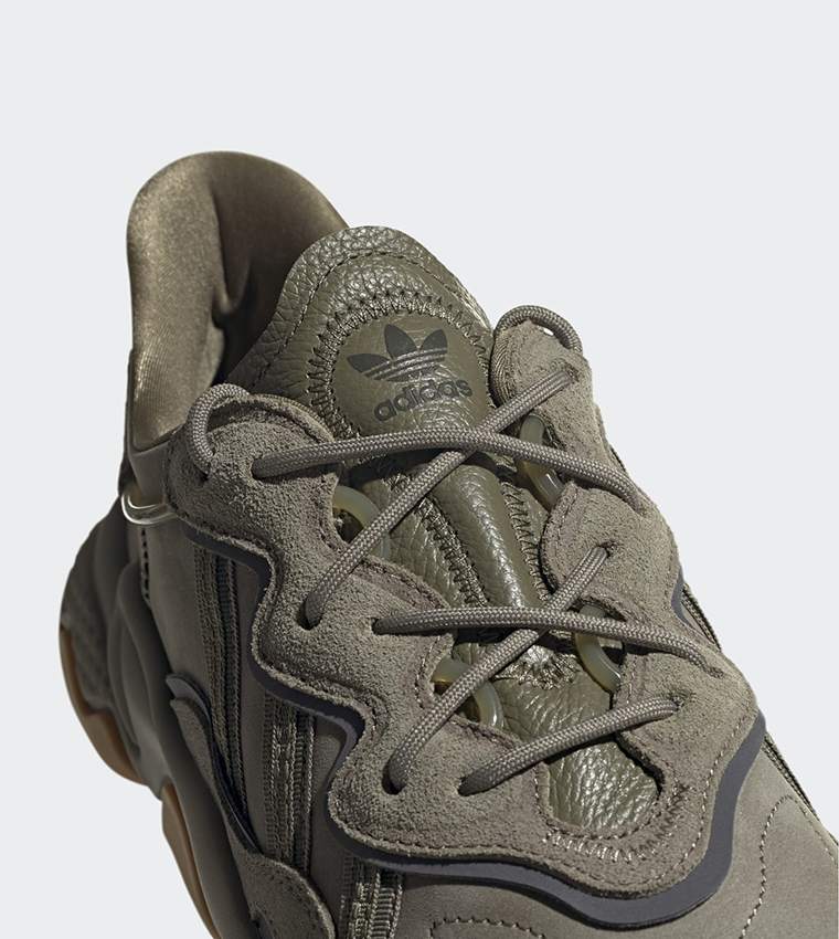 OZWEEGO Lace-Up Running Shoes