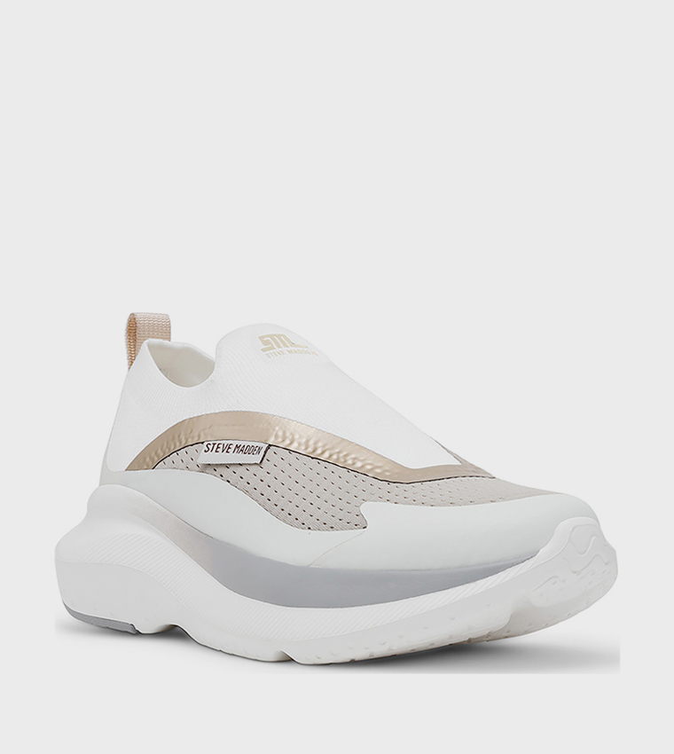 ELEVATE 6 Round Toe Slip-On Shoes