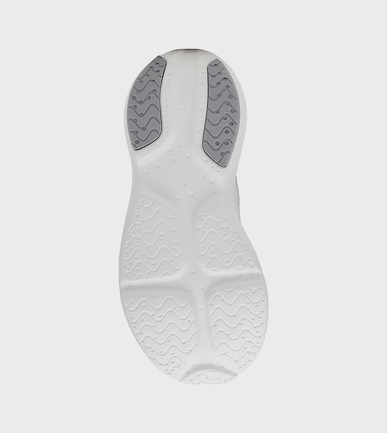 ELEVATE 6 Round Toe Slip-On Shoes