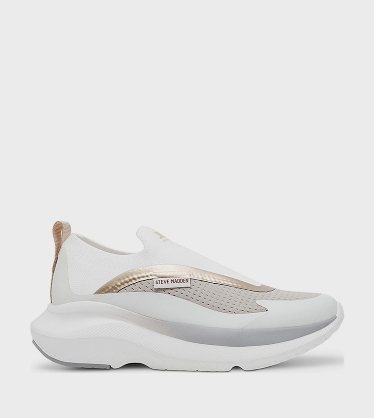 ELEVATE 6 Round Toe Slip-On Shoes