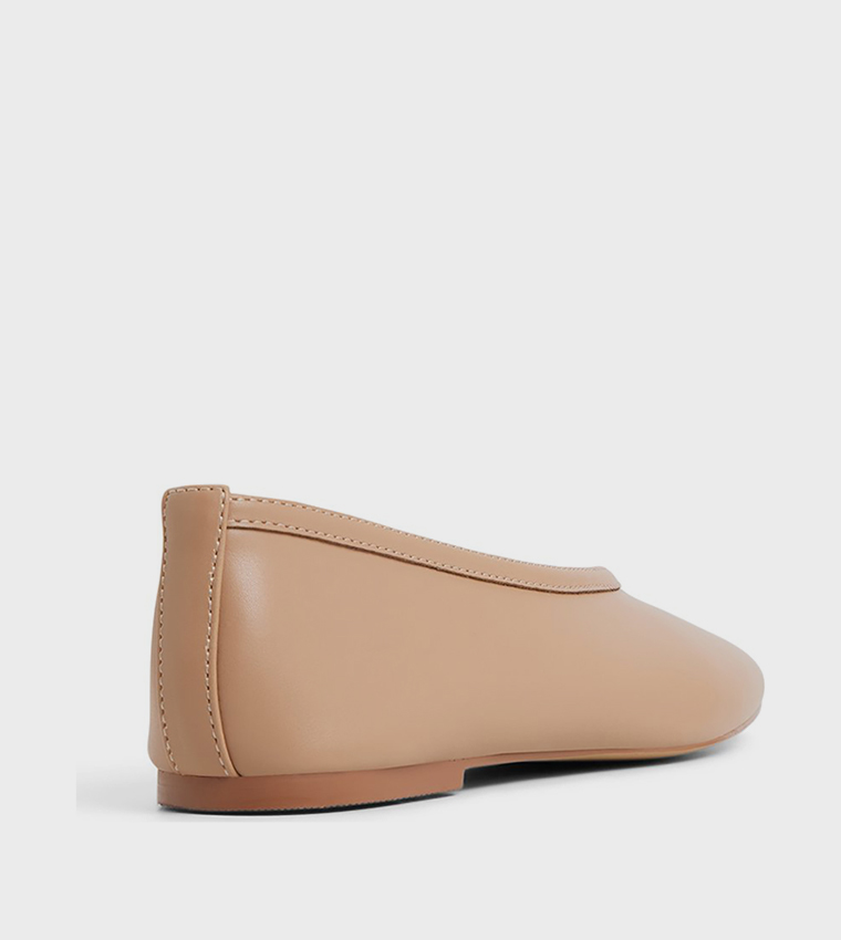 ELEYNORA Pointed Toe Ballerinas