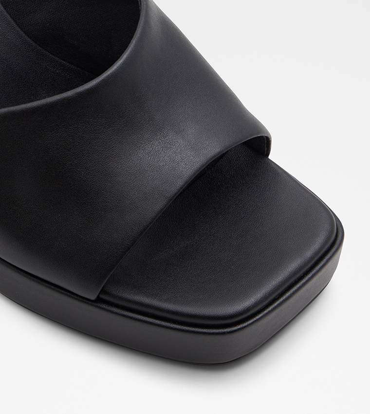 ELKIE Textured Platform Heels
