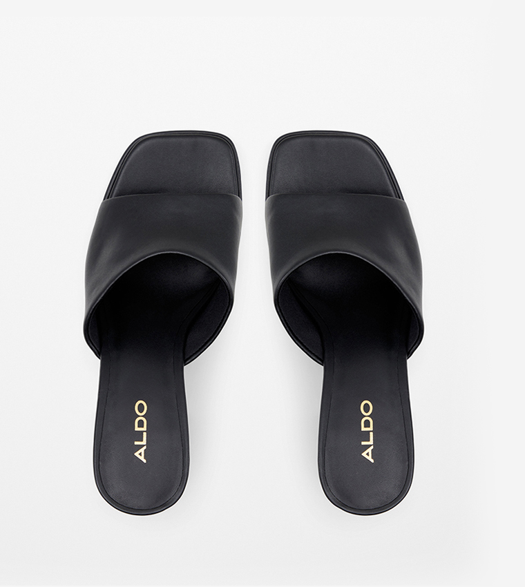 ELKIE Textured Platform Heels