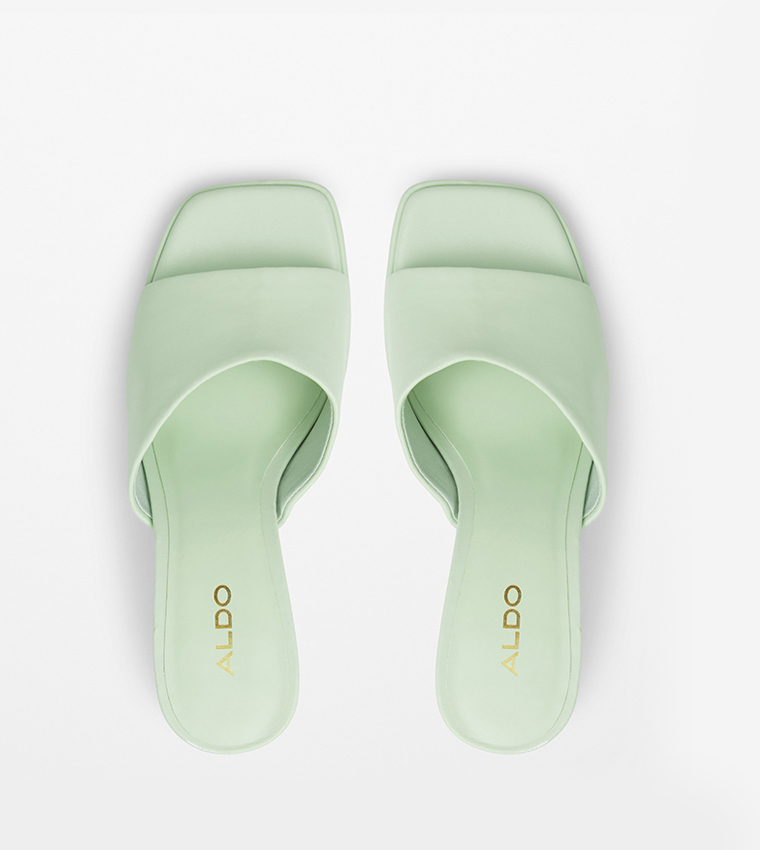 ELKIE Textured Platform Heels