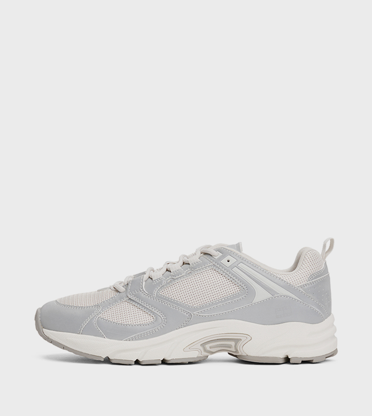ARCHIVE '97 Lace-Up Sneakers