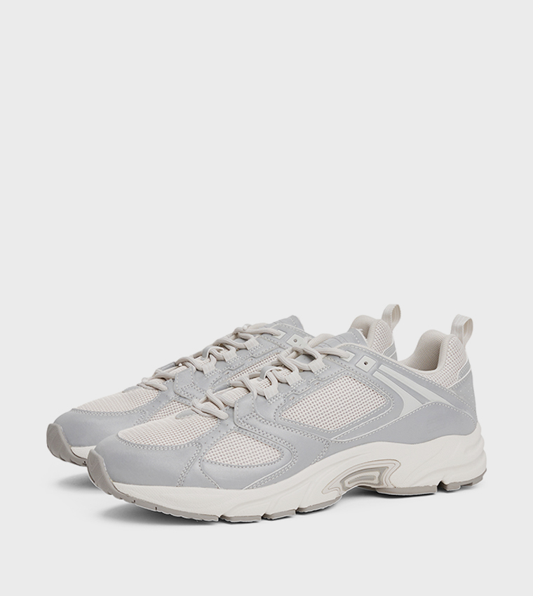 ARCHIVE '97 Lace-Up Sneakers