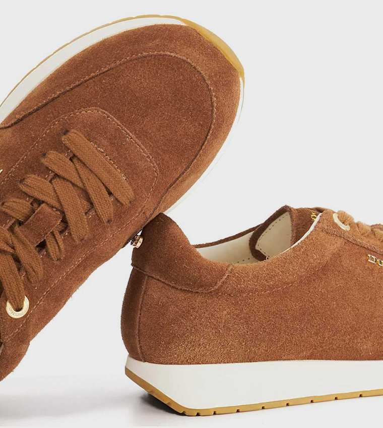 ETTAH Round Toe Lace-Up Sneakers