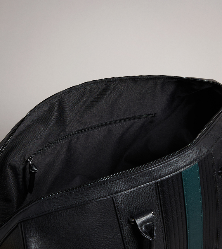 Contrast Trim Duffle Bag