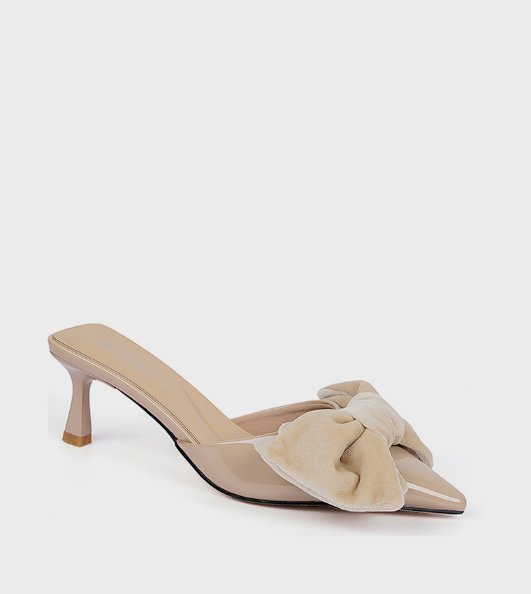 Bow Detail Pointed Toe Pumps