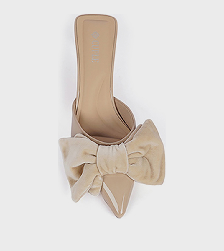Bow Detail Pointed Toe Pumps